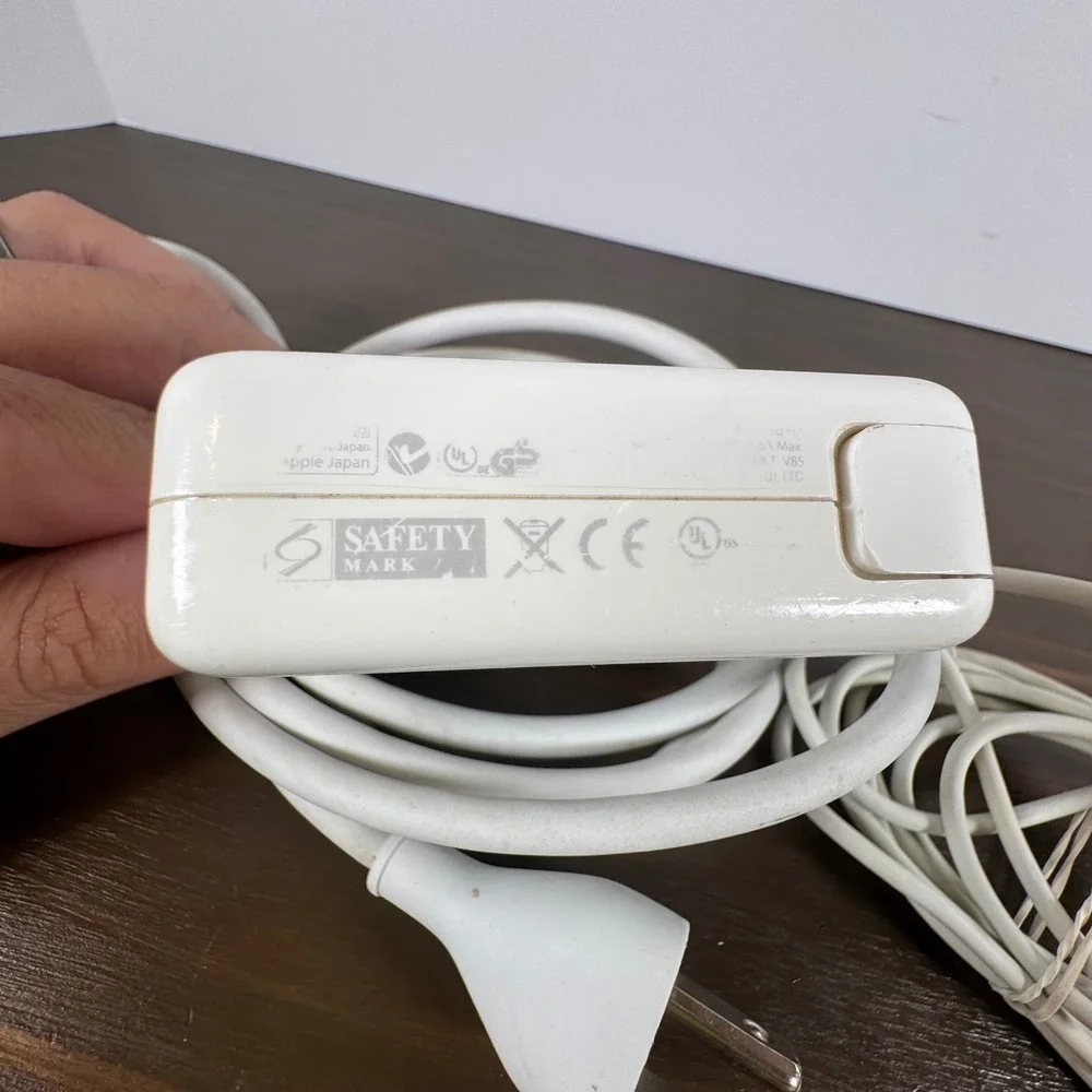 Apple 85w magsafe