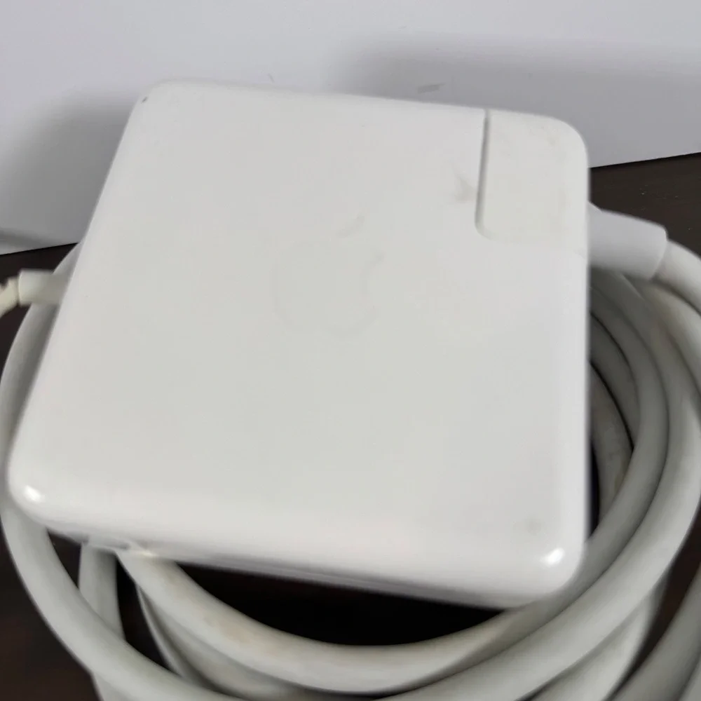 Apple 85w magsafe