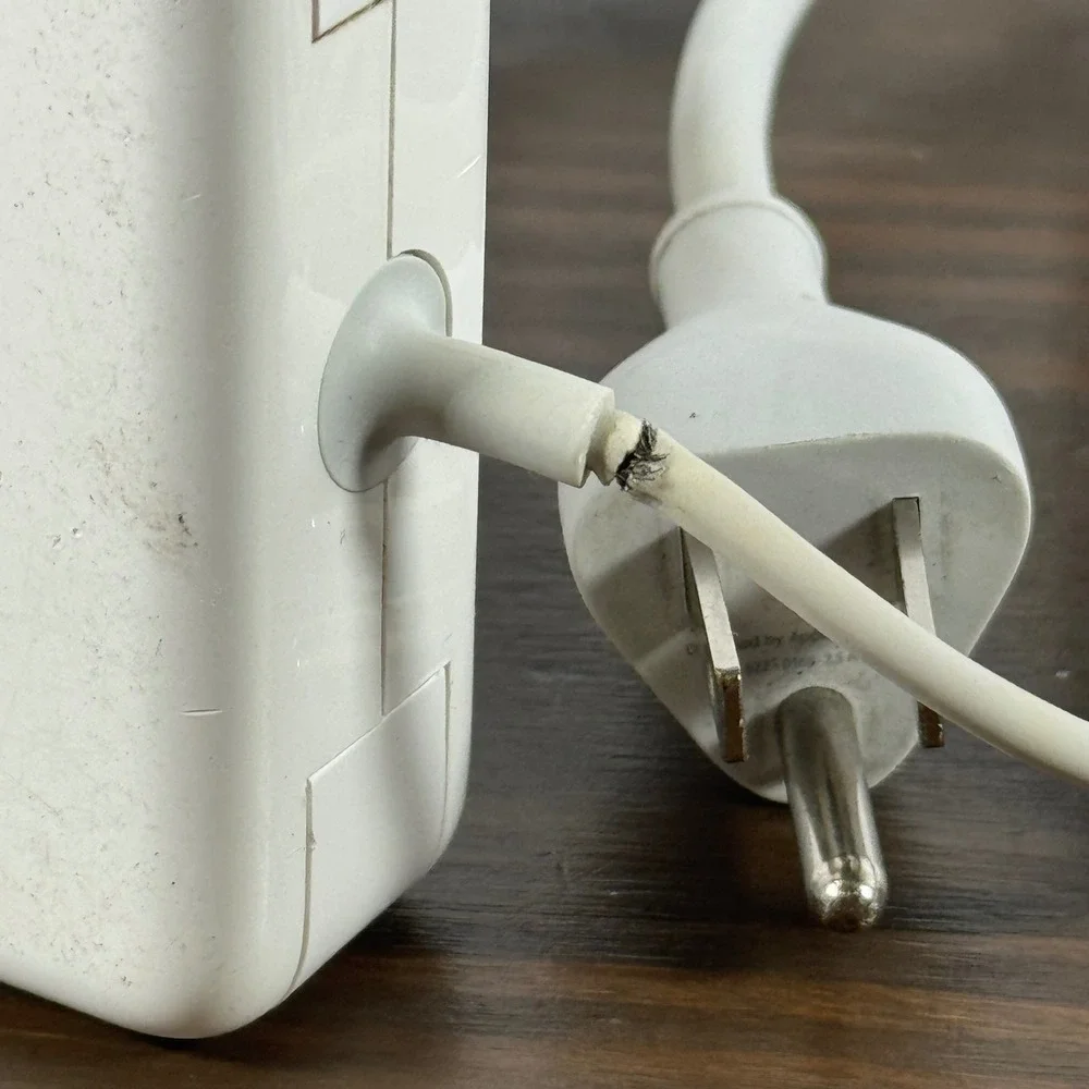 Apple 85w magsafe