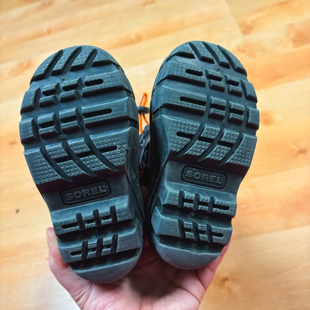 Sorel toddler black