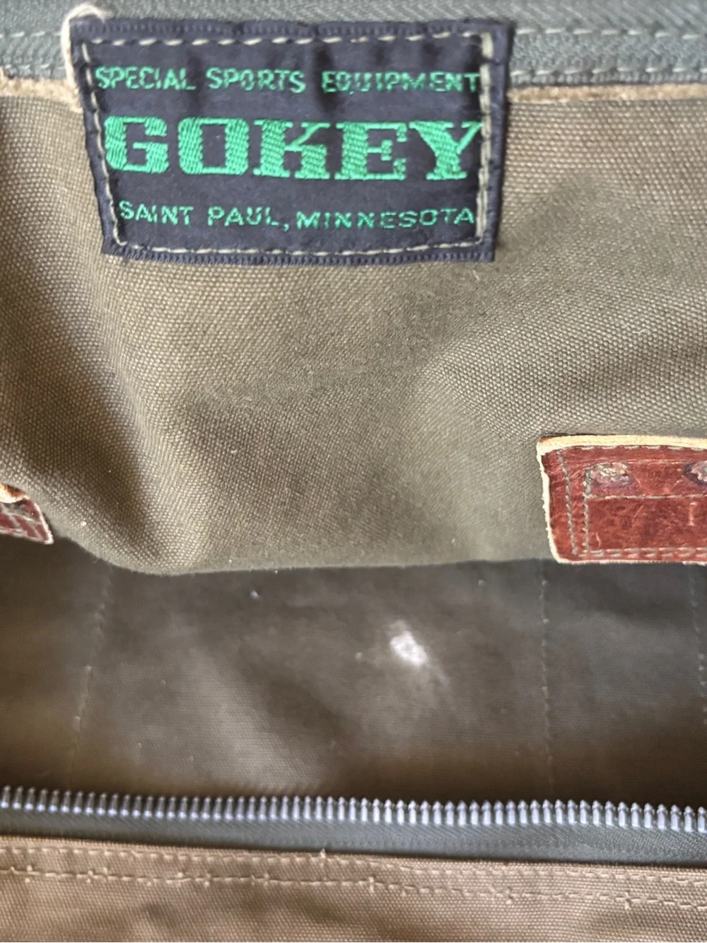 Gokey Vintage Olive Canvas w/Brown Leather Trim Round Duffle Bag