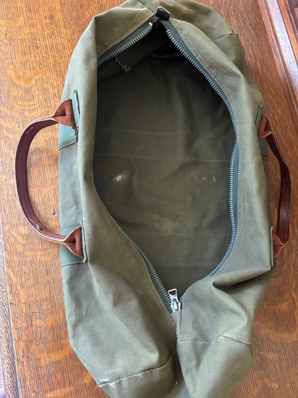 Gokey Vintage Olive Canvas w/Brown Leather Trim Round Duffle Bag