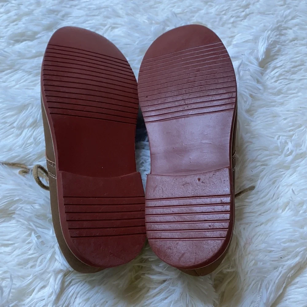 Perry Ellis size if