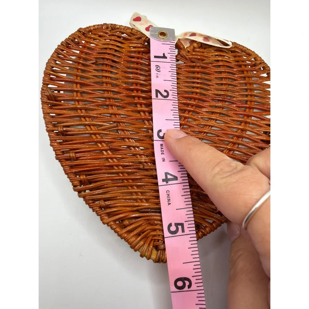 NIB VTG Avon Country Hearts Scented Notes Brown Heart‎ Wicker Basket Stationery