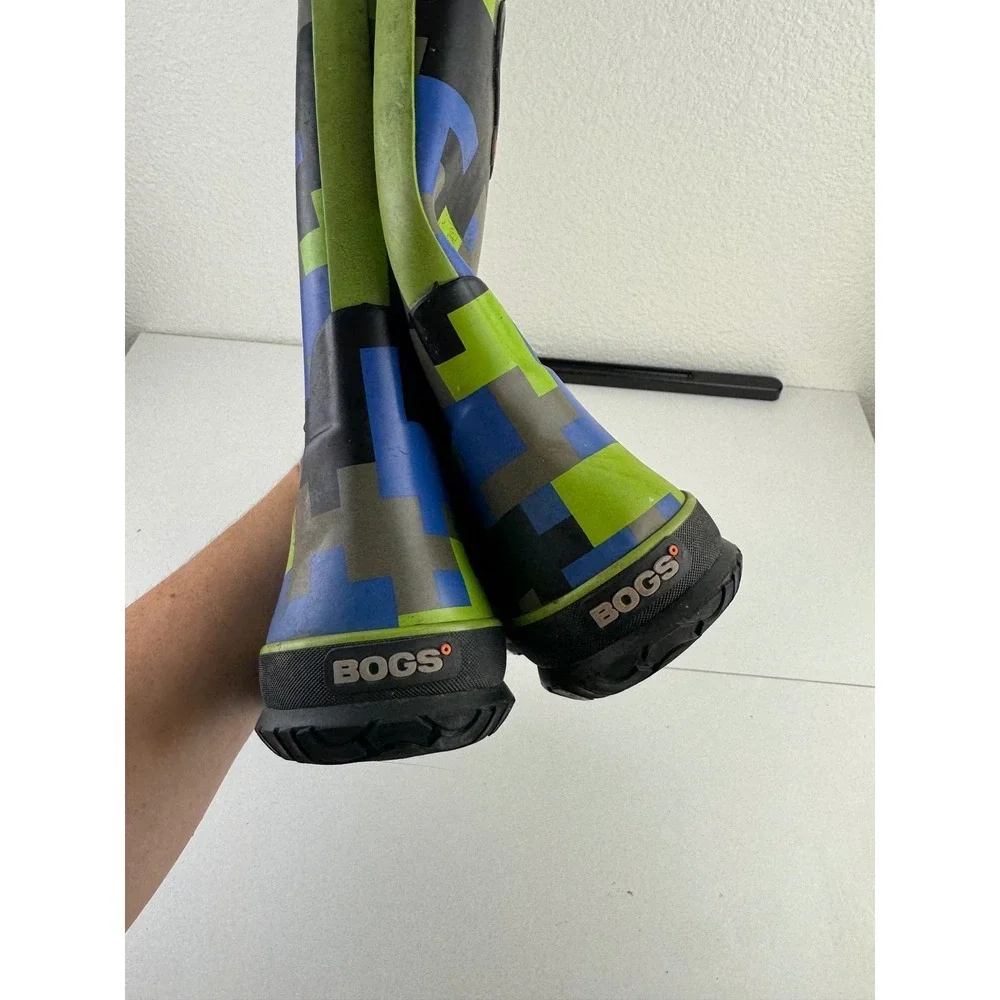 Bogs‎ Youth Waterproof Rain Boots Size 4 EU 37 Camo Pixel Digital Pattern