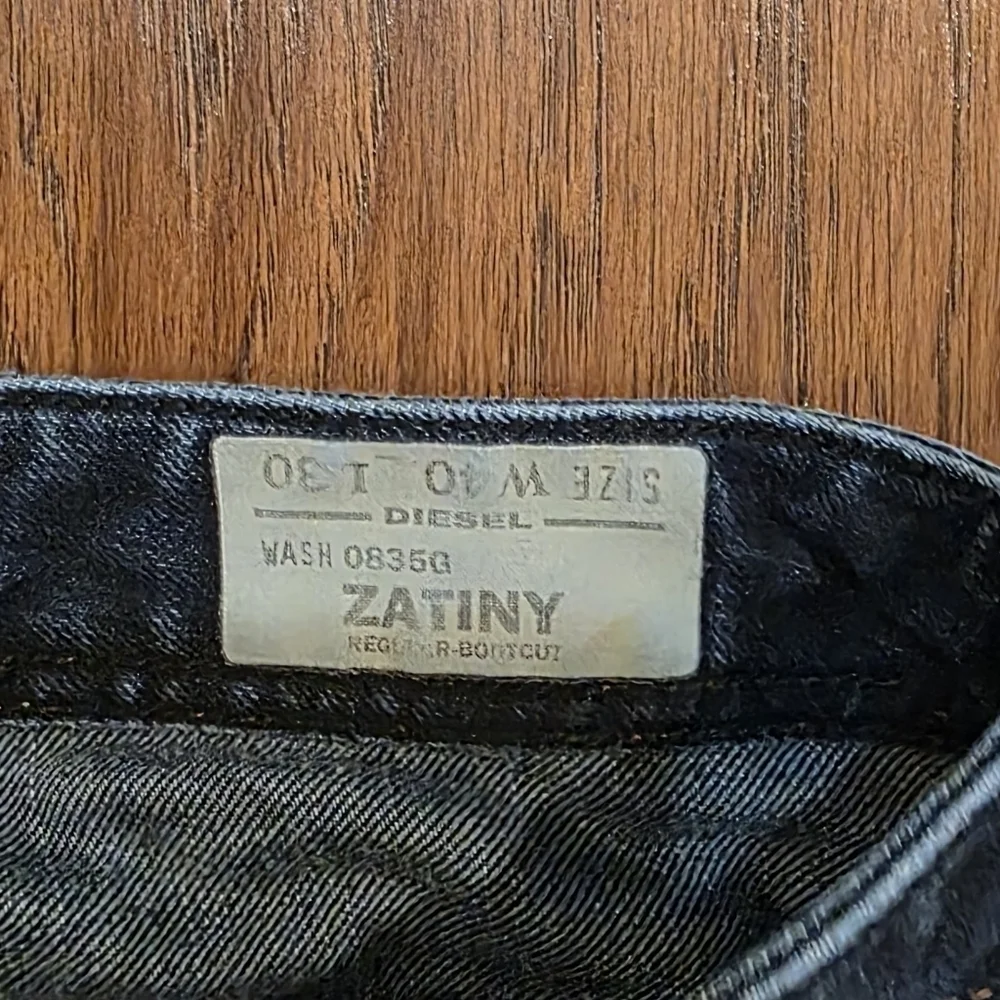 Gucci distressing back