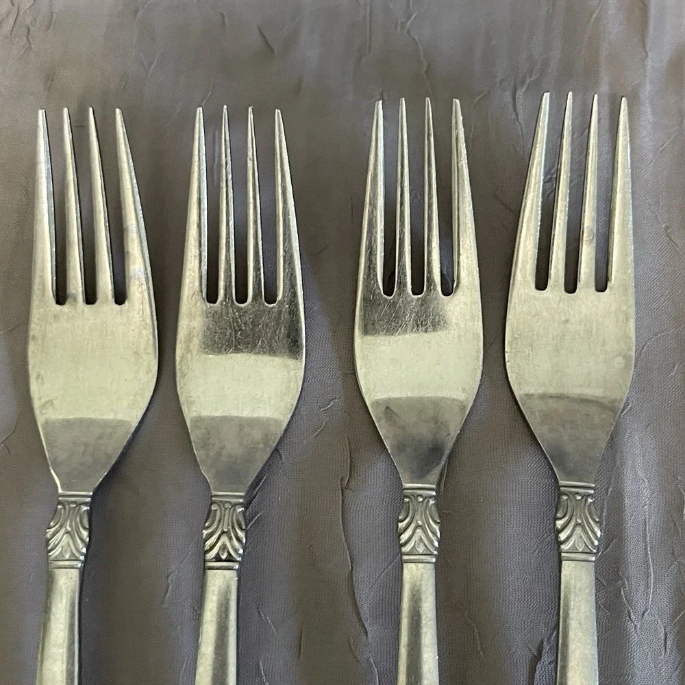 Vintage Erika 1883 F.B. ROGERS JAPAN Stainless ~ Set of 20 Service For 4 Antique