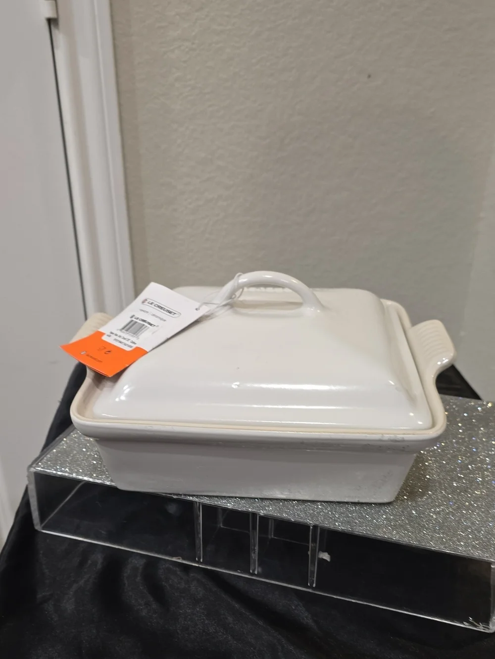 Le Creuset elegant white