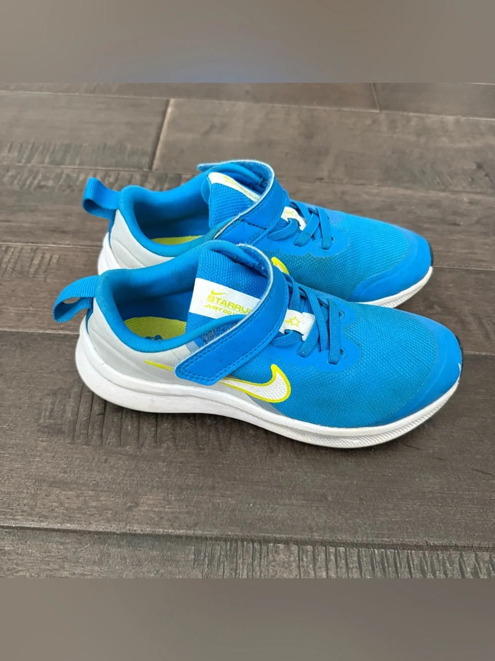 Nike Star Runner 3 DA2777-009 GREY/BLUE Size 1Y Kids Boys Youth Sneakers