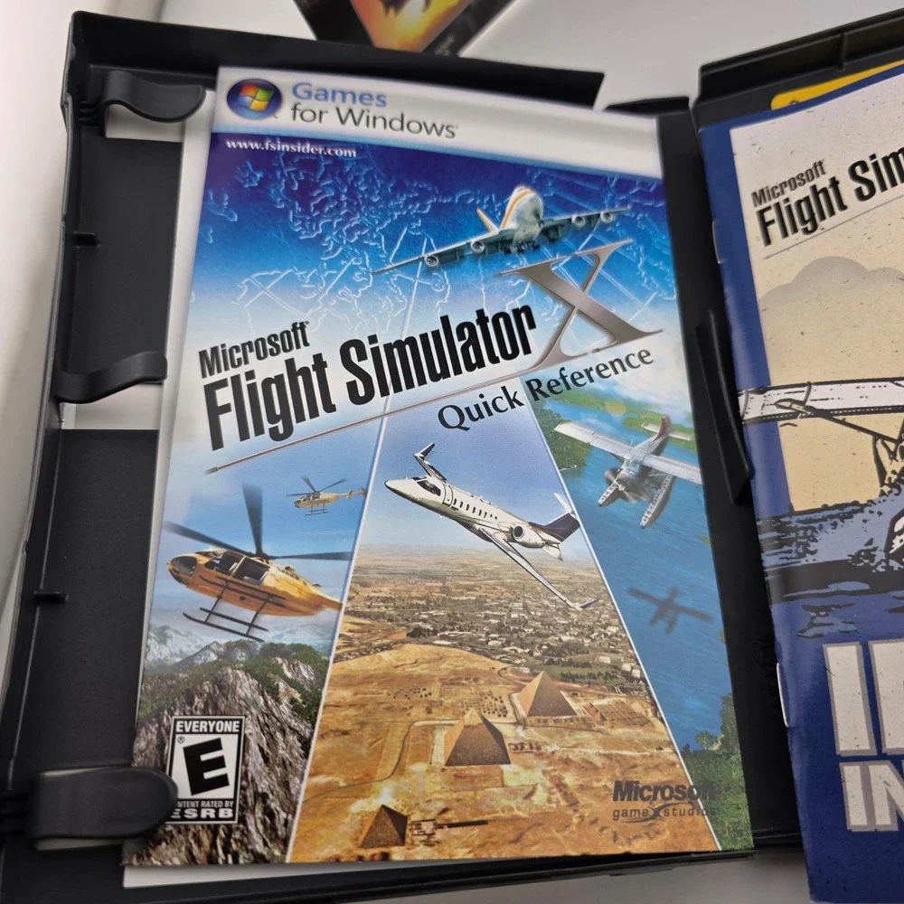 Microsoft Flight Simulator X Deluxe Edition PC DVD Windows Gold Good Nostalgia