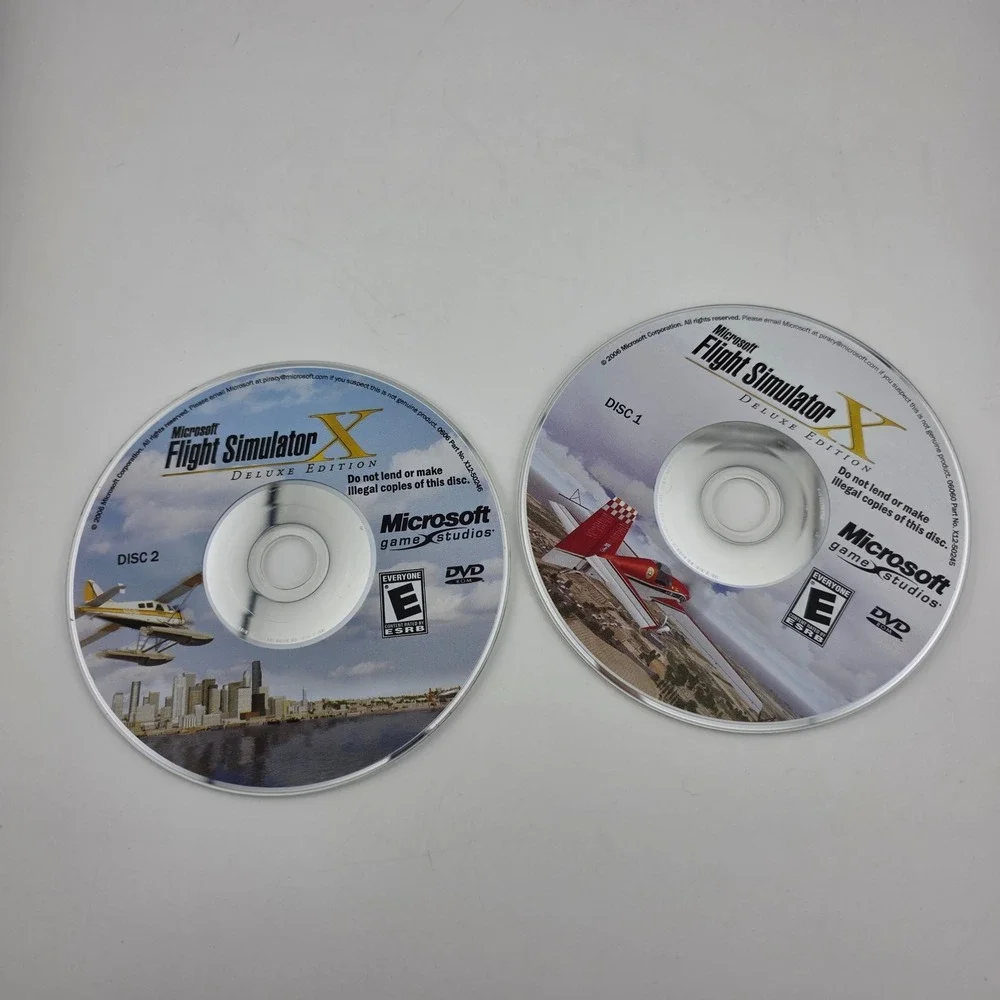 Microsoft Flight Simulator X Deluxe Edition PC DVD Windows Gold Good Nostalgia