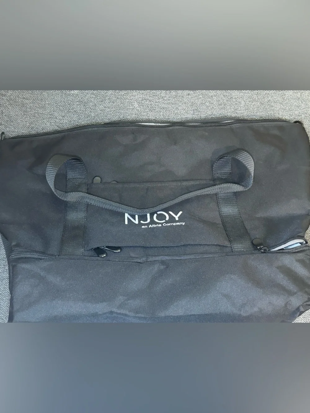 Catalina Deluxe Small Weekender Duffel Bag Black NWT – NJOY Logo