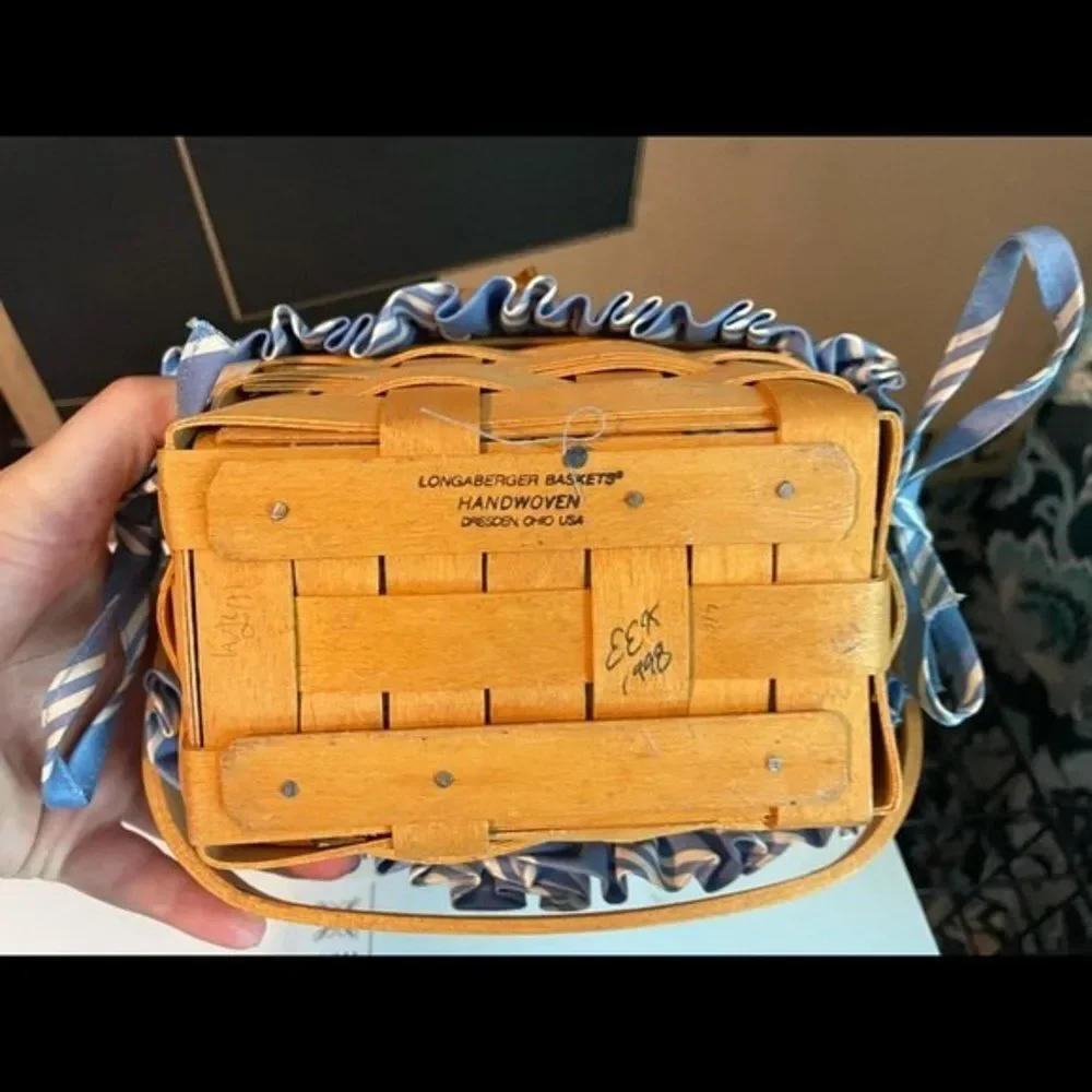 VTG Small longaberger basket