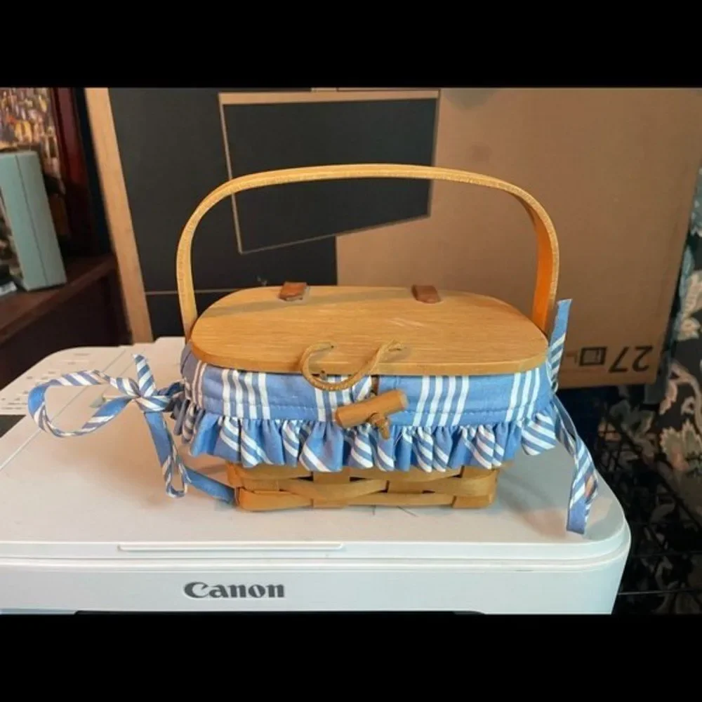 VTG Small longaberger basket