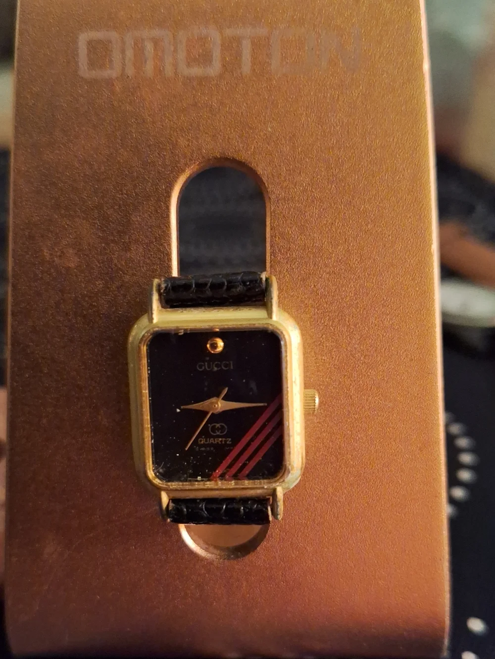 Gucci classic rectangular