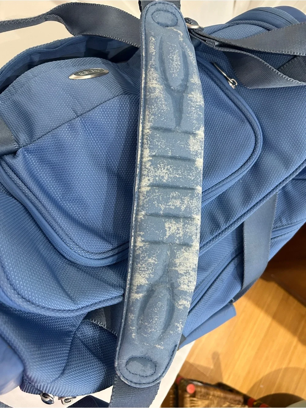 Tumi duffel soft