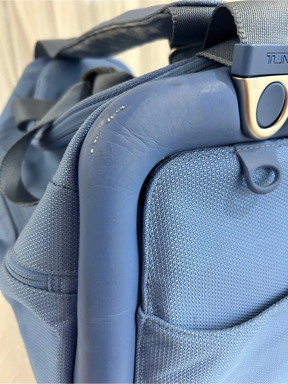 Tumi duffel soft