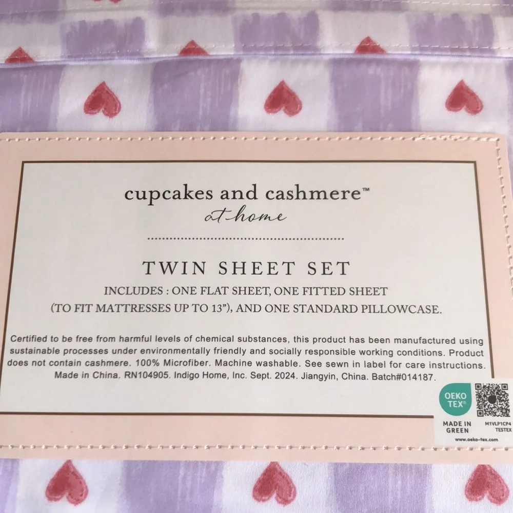 Cupcakes & Cashmere Purple and Red HEARTS Twin Sheet Set
