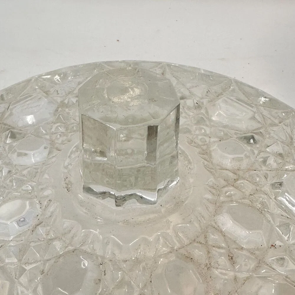 Unbranded vintage lidded