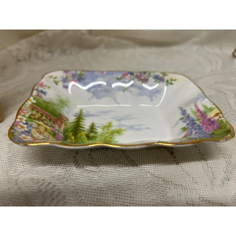 Royal Albert under floral tray