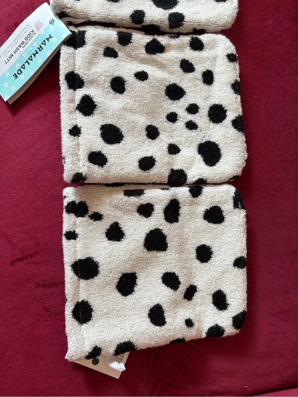 NWT Bundle of 4 Washcloth Mitts