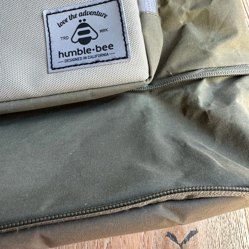 Humble Bee Boundless Diaper Bag Green Expandable Backpack Messenger pricefirm!