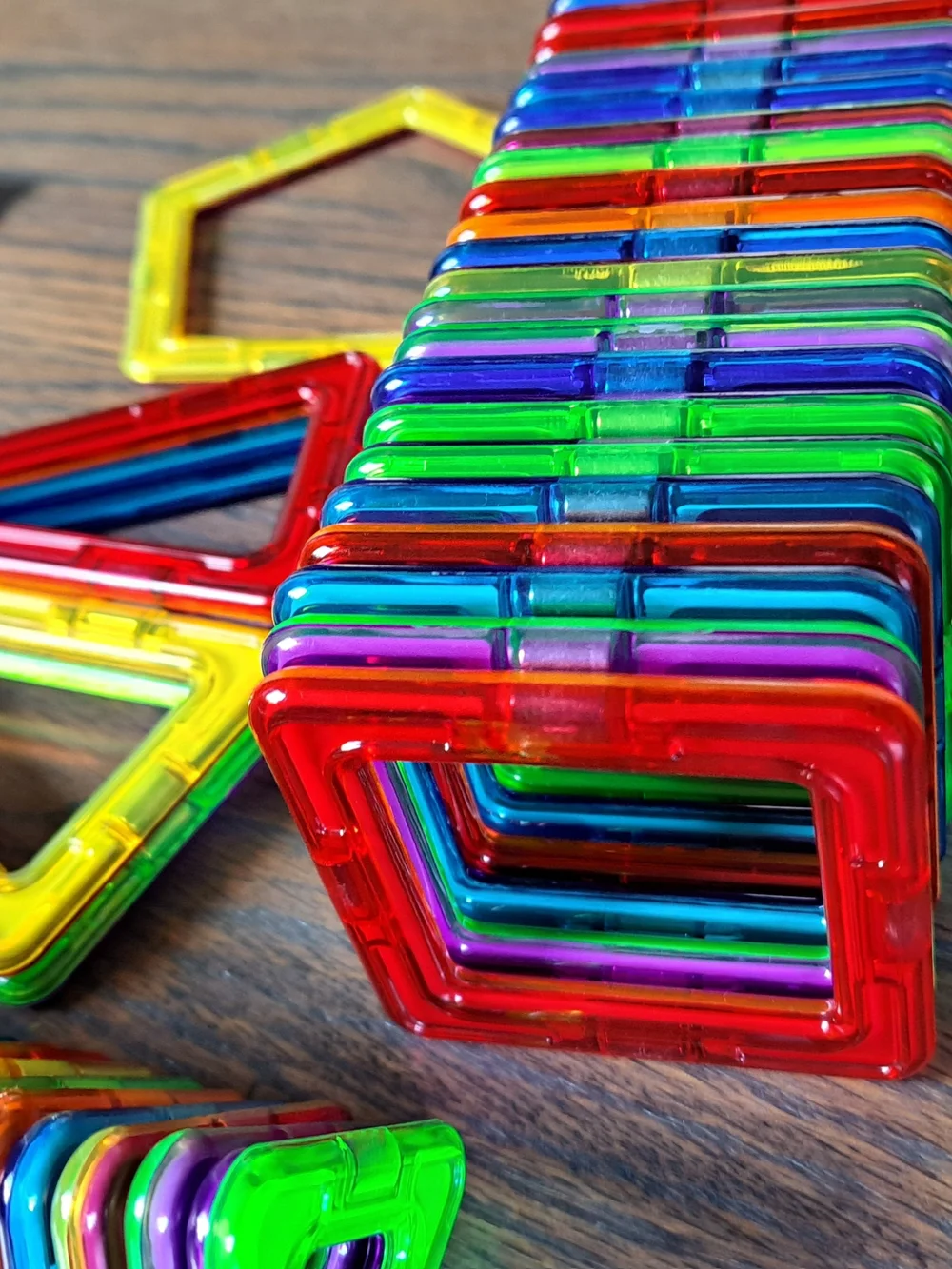 Magformers magnetic building