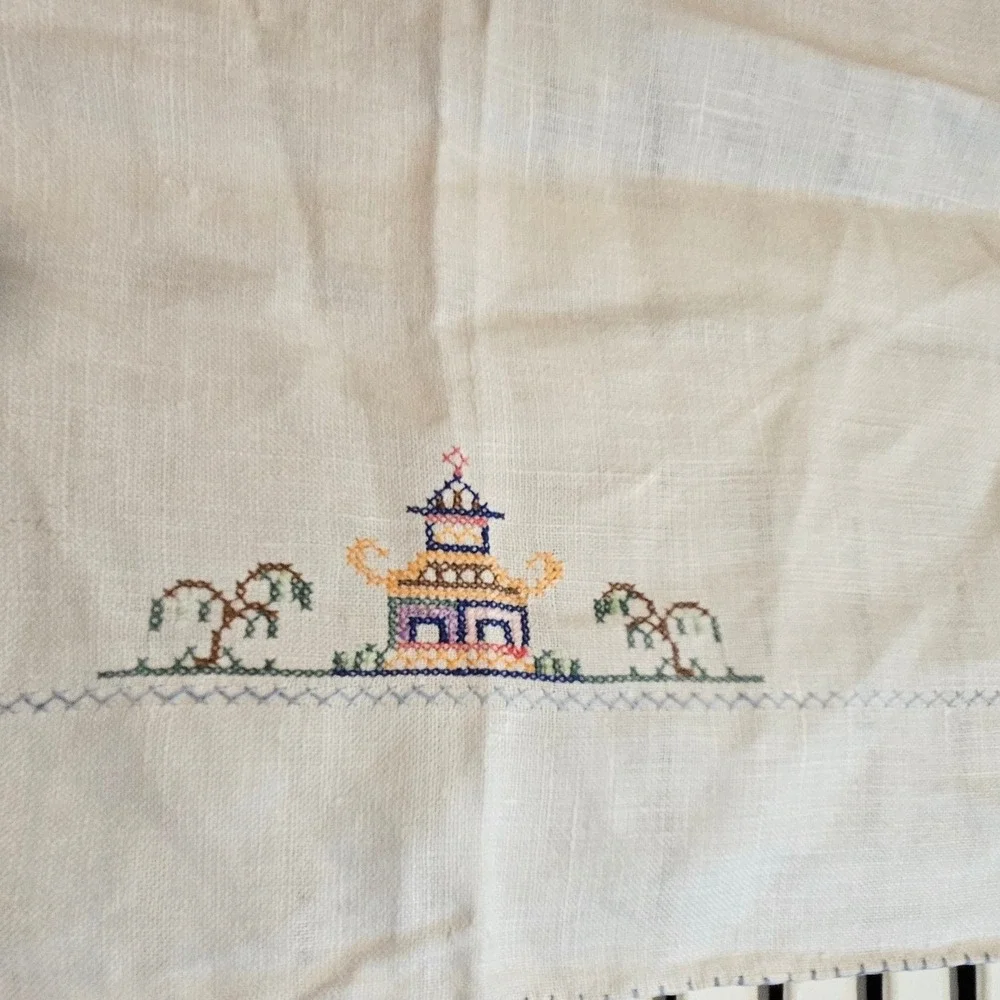 Vintage Hand Embroidered Linen Table Runner Pagoda Chinoiserie Cross Stitch