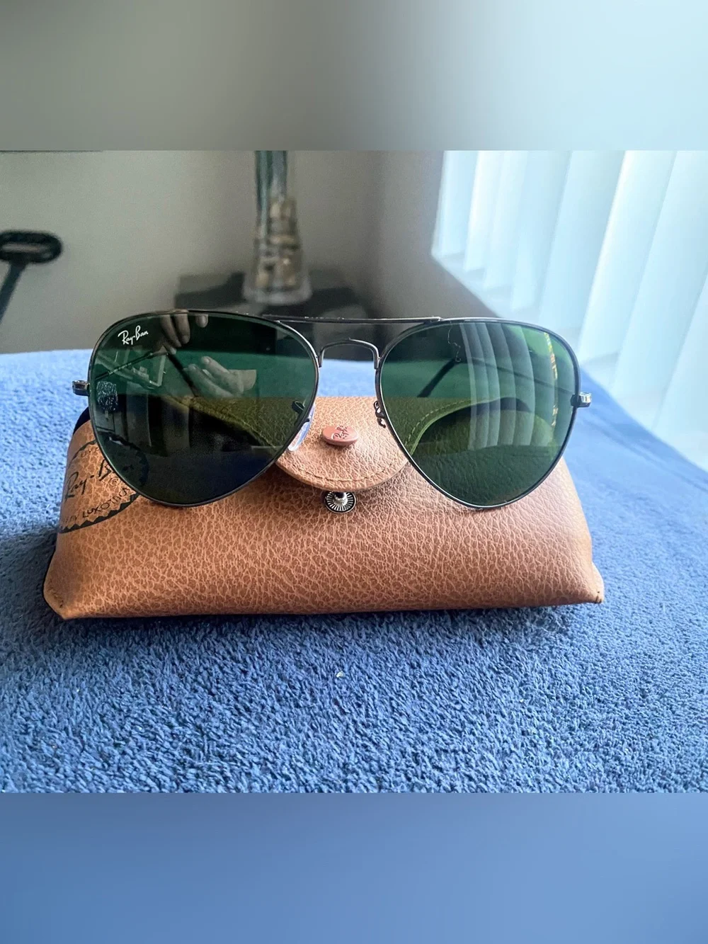 Ray-Ban Aviators Sunglasses RB3025 Gunmetal Frame with Gray Green Lenses