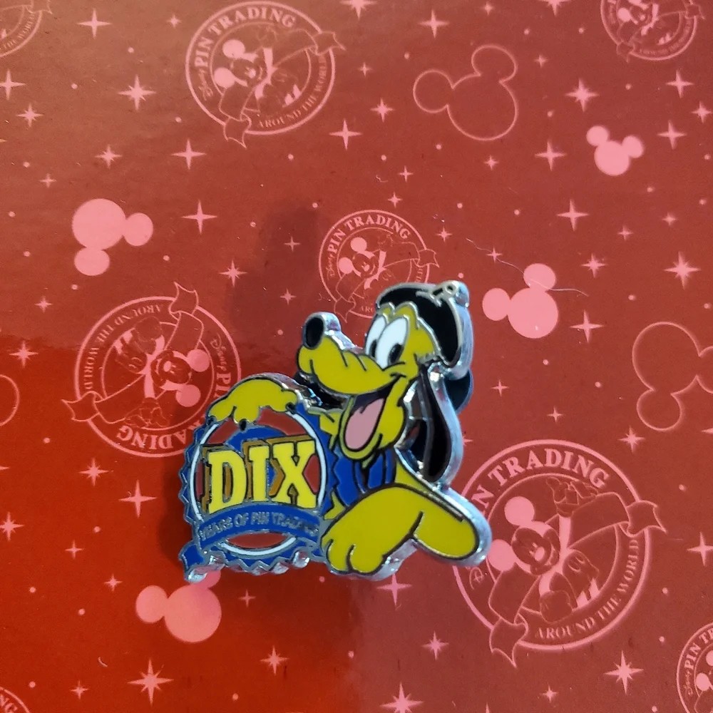 Lot of 5 10th Anniversary Disney Pin Trading Pins