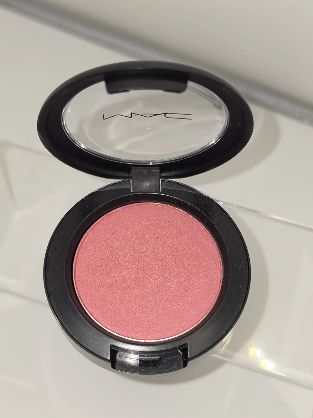DISCONTINUED MAC POWDER BLUSH- 