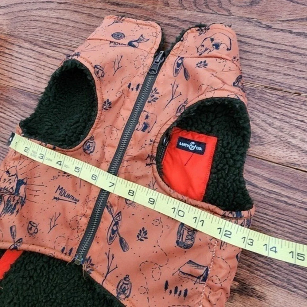 Lucy & Co. this reversible