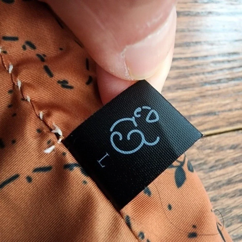 Lucy & Co. this reversible