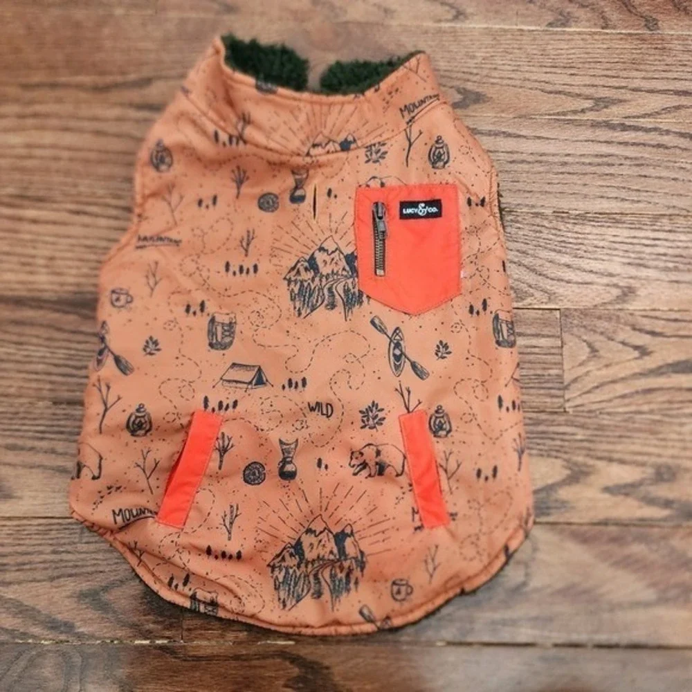 Lucy & Co. this reversible