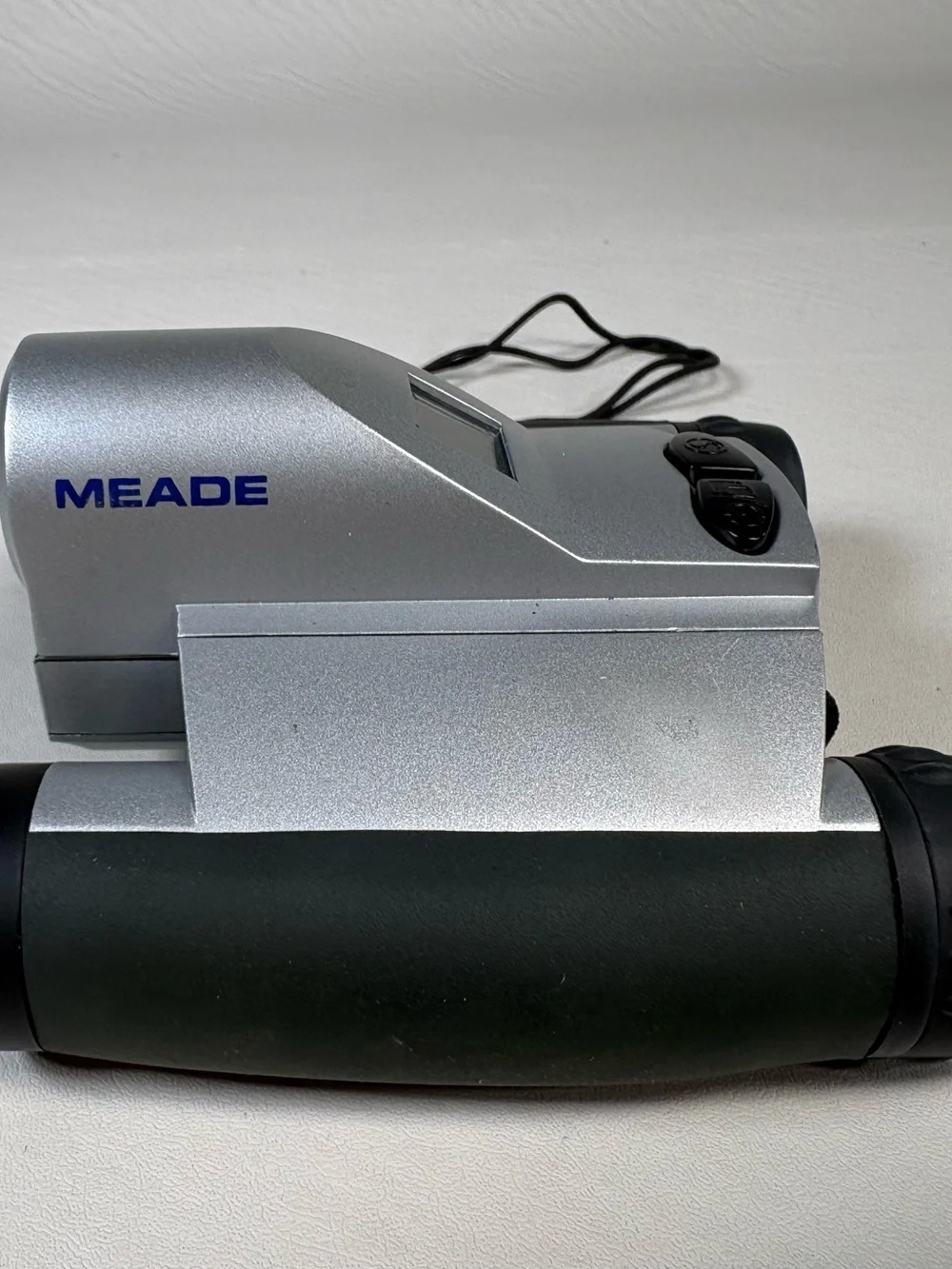 Meade Silver Black CaptureView Digital Camera Binoculars 8x22 .3 Megapixels