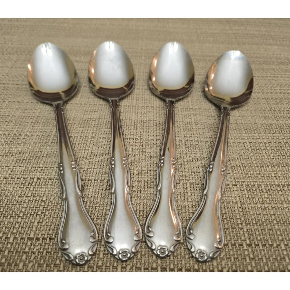 Oneida set tablespoons but