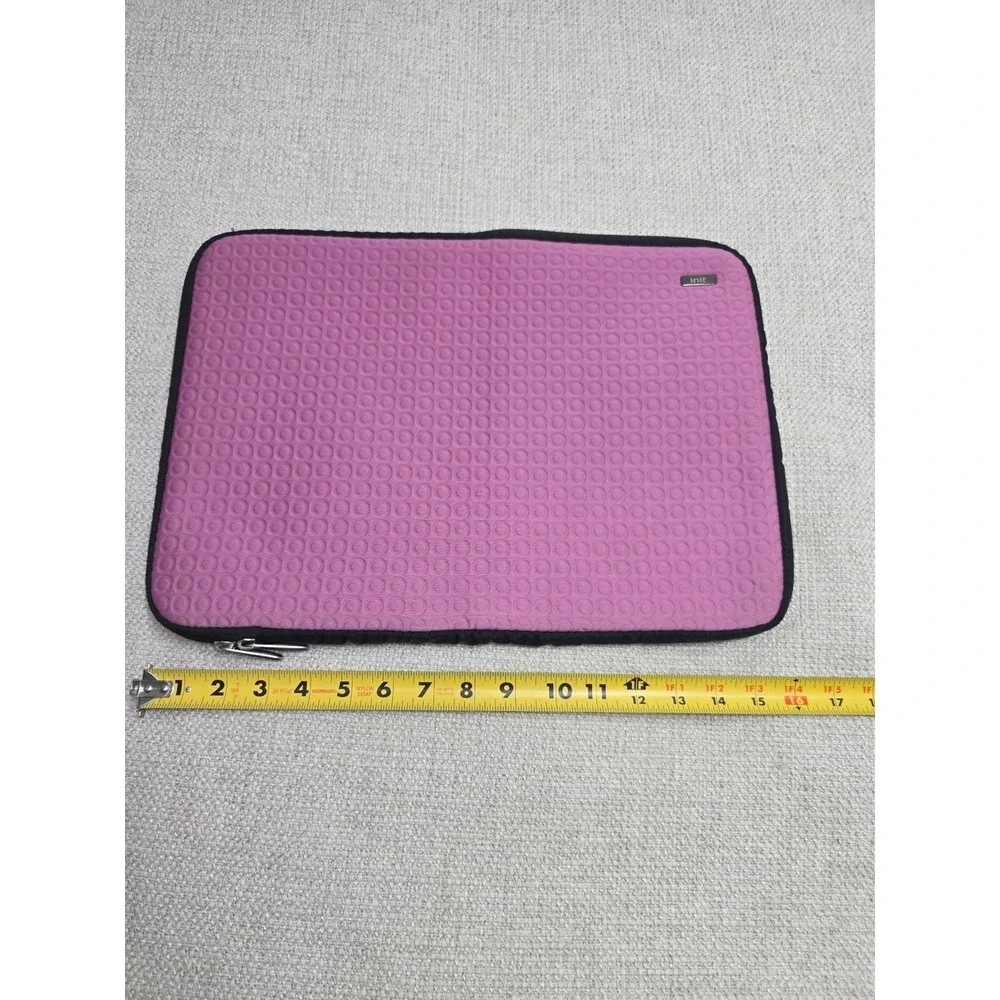 Init Pink Textured Neoprene Laptop Sleeve Case 15 inch Zippered Padded Cover