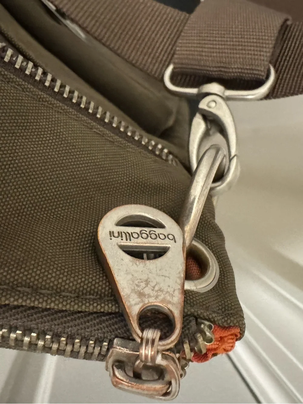 Baggallini classic olive