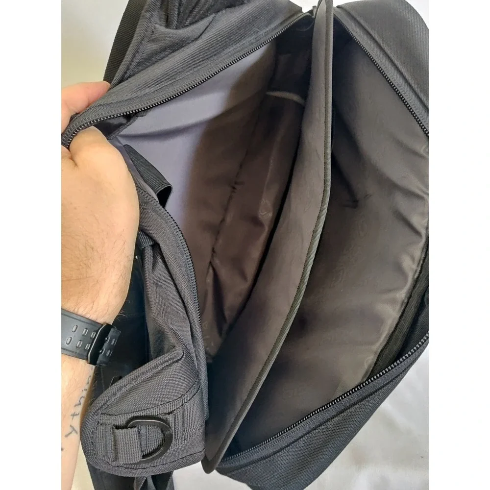 OGIO preowned excellent
