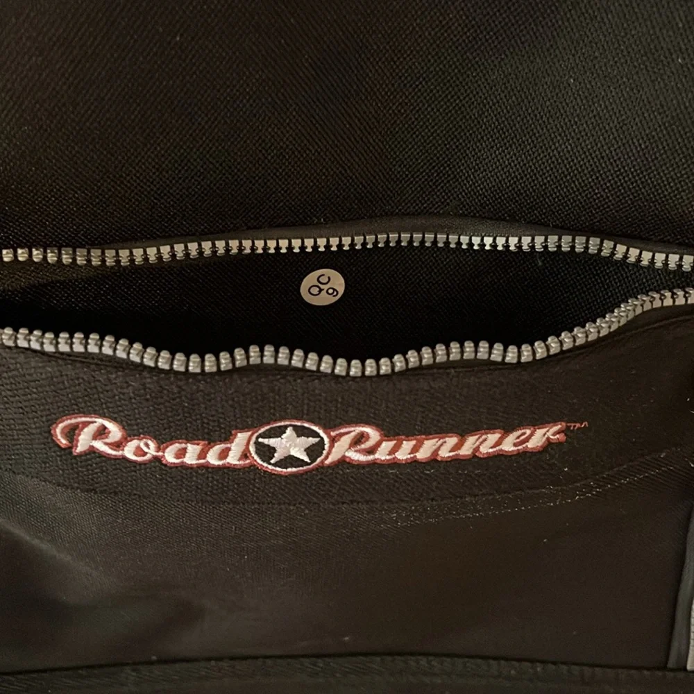 Road Runner Black Padded Guitar Bag – Protective Carry Case for 3/4 acoustic