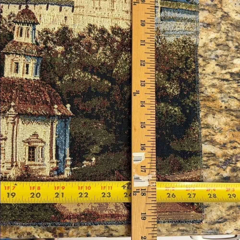 N/A beautiful lavra