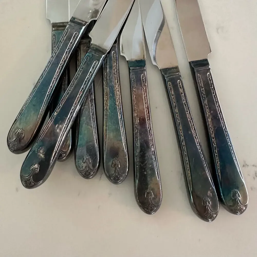 Rogers and Sons indicate serving loved