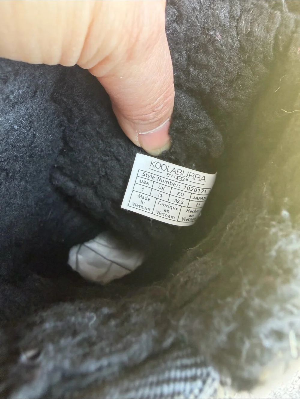 Koolaburra winter traction sturdy