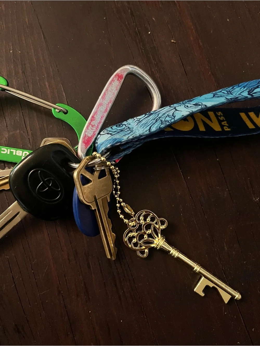 Gold Tone Key Can Opener  Keychain