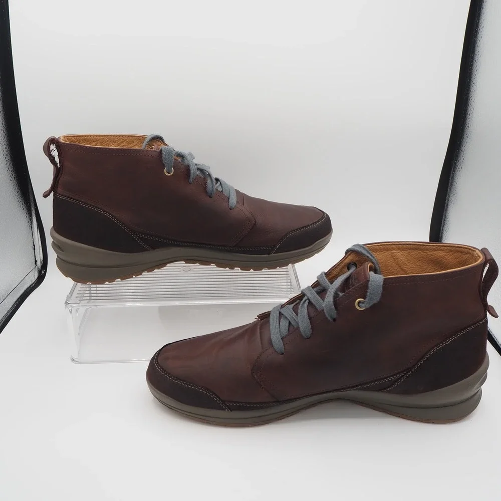 New Balance 3020 Leather Chukka Boot Mens US 13 Bitter Chocolate Brindle Leather