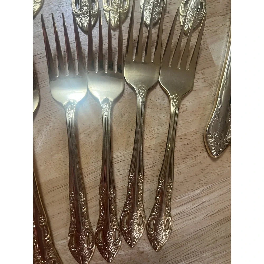 Hampton Forge Pierced Rose‎ Versailles Gold Flatware Service for 4- 20 Piece Set