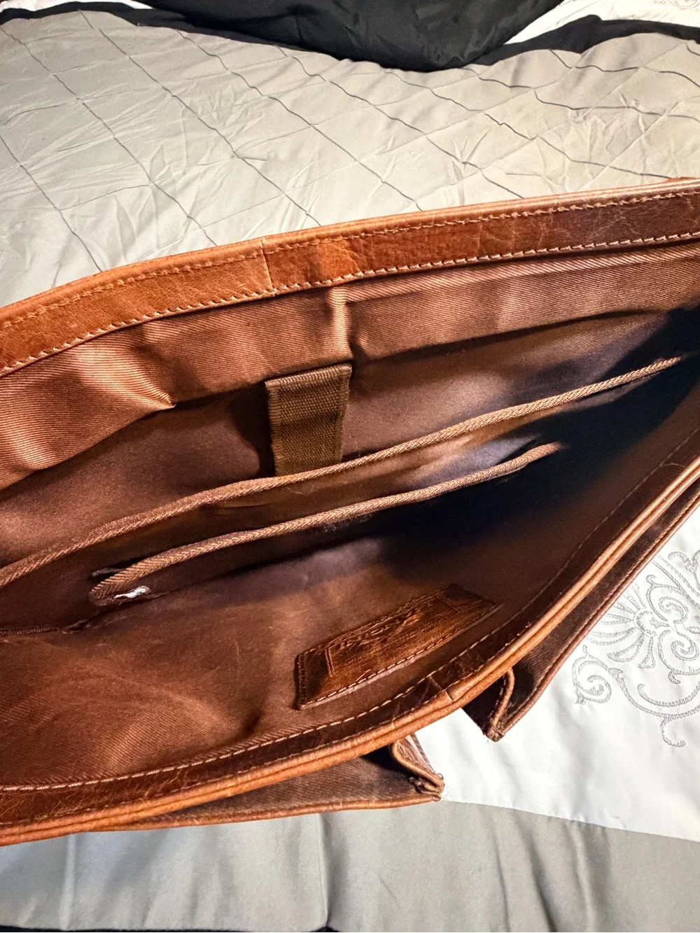 Mancini Leather Messenger Bag in Chestnut Brown - Classic