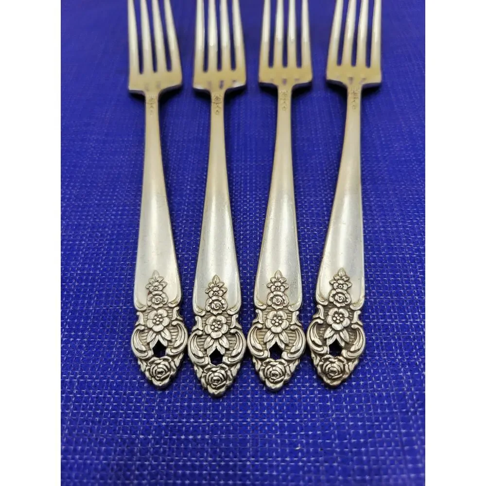 Oneida distinction silverplate