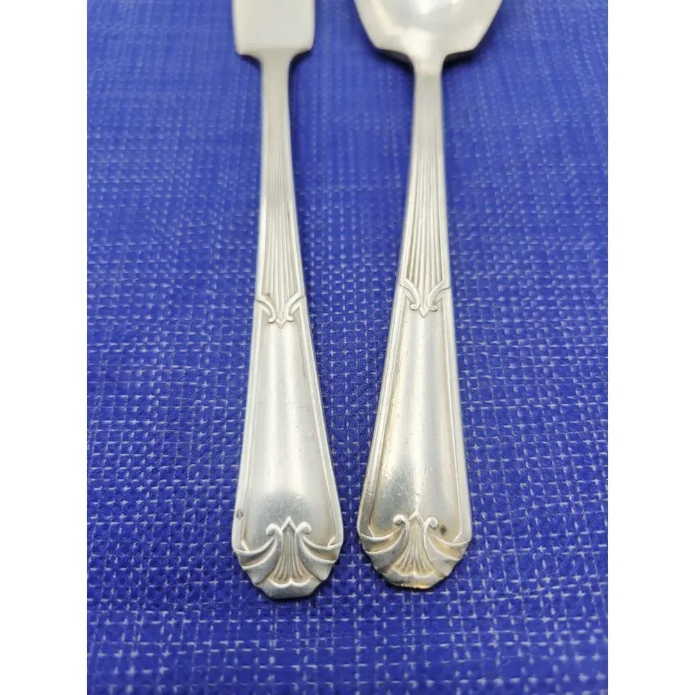 International Silverplate Wm Rogers Mfg FIDELIS Butter Knife & Sugar Spoon 1933