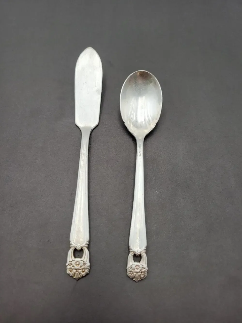 1847 Rogers Bros ETERNALLY YOURS Butter Knife & Sugar Spoon Silverplate Vtg